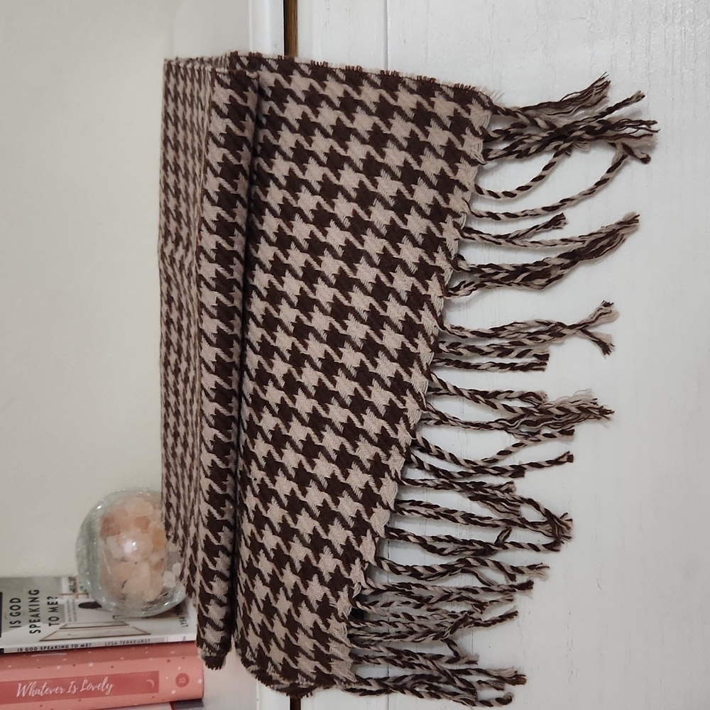 100% Clear Silk Tassel Scarf  Unisex Camel beige Brown Houndstooth Luxury - Picture 6 of 10
